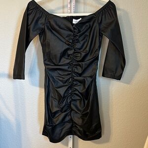 Lucy Paris Black Off-Shoulder Mini Dress‎